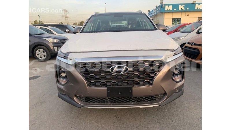 Big with watermark hyundai santa fe ahal import dubai 2047
