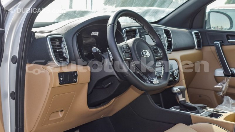 Big with watermark kia sportage ahal import dubai 2052