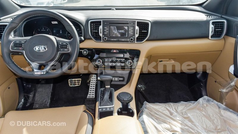 Big with watermark kia sportage ahal import dubai 2052