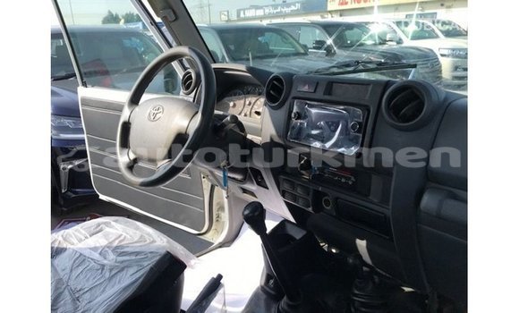 Buy Import Toyota Land Cruiser White Car in Import - Dubai in Ahal Buy Import Toyota Land Cruiser White Car in Import - Dubai in Ahal