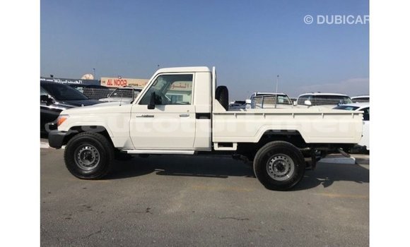 Buy Import Toyota Land Cruiser White Car in Import - Dubai in Ahal Buy Import Toyota Land Cruiser White Car in Import - Dubai in Ahal