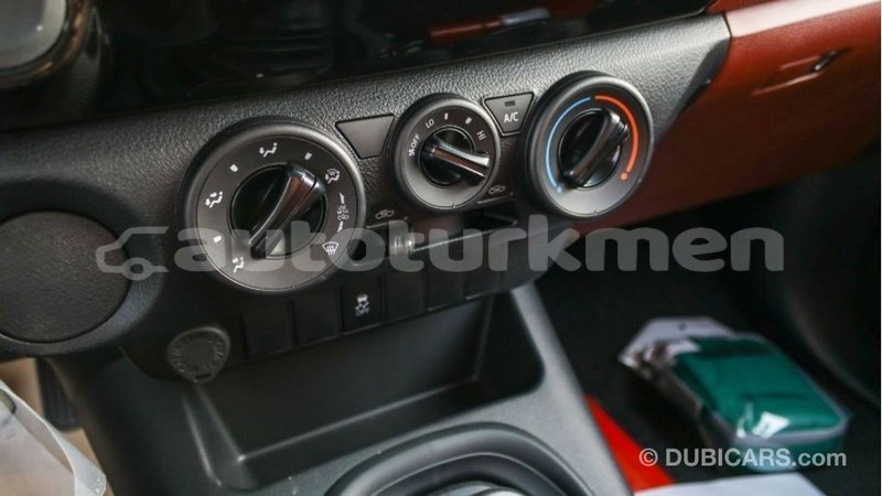 Big with watermark toyota hilux ahal import dubai 2111