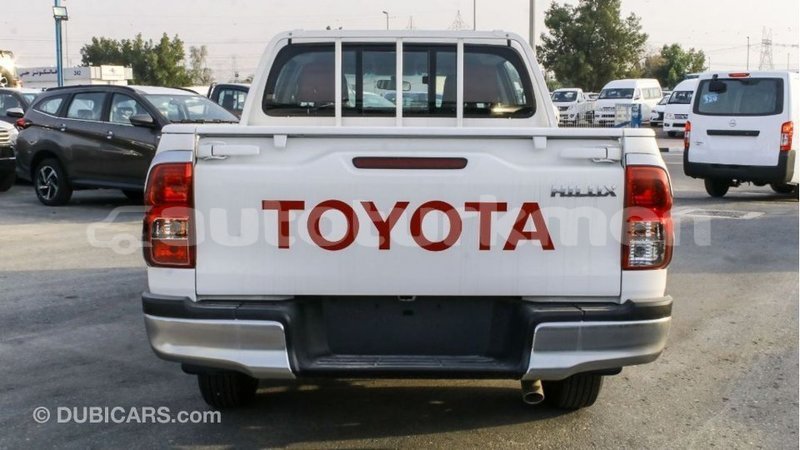 Big with watermark toyota hilux ahal import dubai 2111