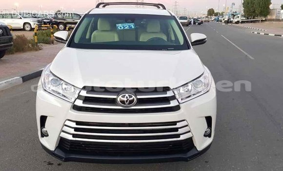 Buy Import Toyota Highlander White Car in Import - Dubai in Ahal Buy Import Toyota Highlander White Car in Import - Dubai in Ahal