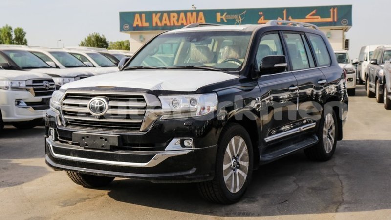 Big with watermark toyota land cruiser ahal import dubai 2114