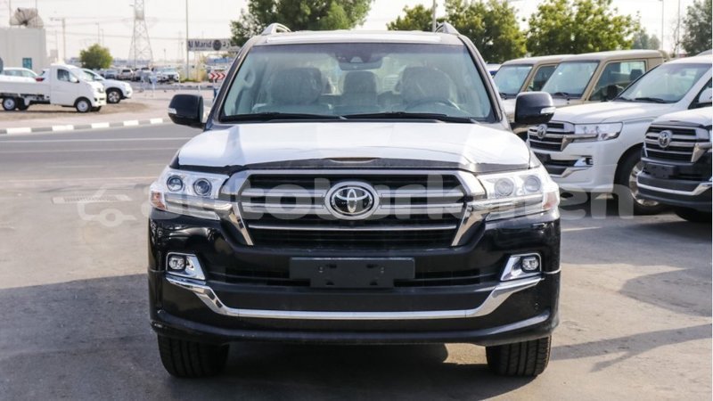Big with watermark toyota land cruiser ahal import dubai 2114