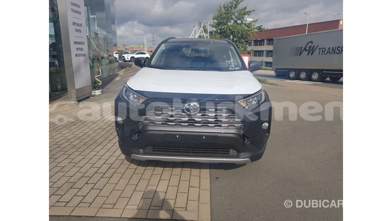 Big with watermark toyota 4runner ahal import dubai 2115