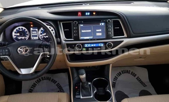Buy Import Toyota Highlander White Car in Import - Dubai in Ahal Buy Import Toyota Highlander White Car in Import - Dubai in Ahal