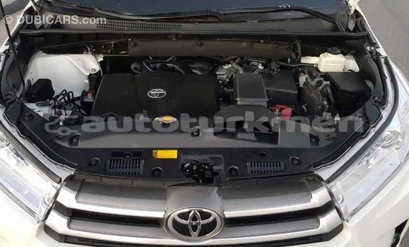 Buy Import Toyota Highlander White Car in Import - Dubai in Ahal Buy Import Toyota Highlander White Car in Import - Dubai in Ahal