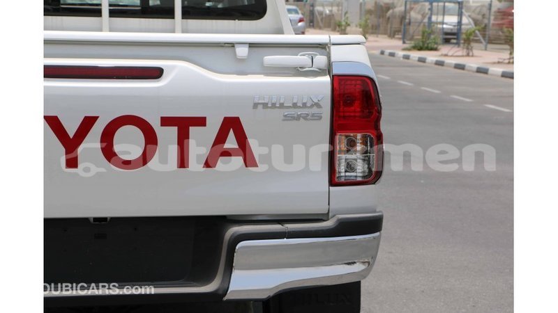 Big with watermark toyota hilux ahal import dubai 2122