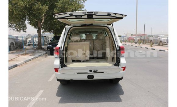 Buy Import Toyota Land Cruiser White Car in Import - Dubai in Ahal Buy Import Toyota Land Cruiser White Car in Import - Dubai in Ahal
