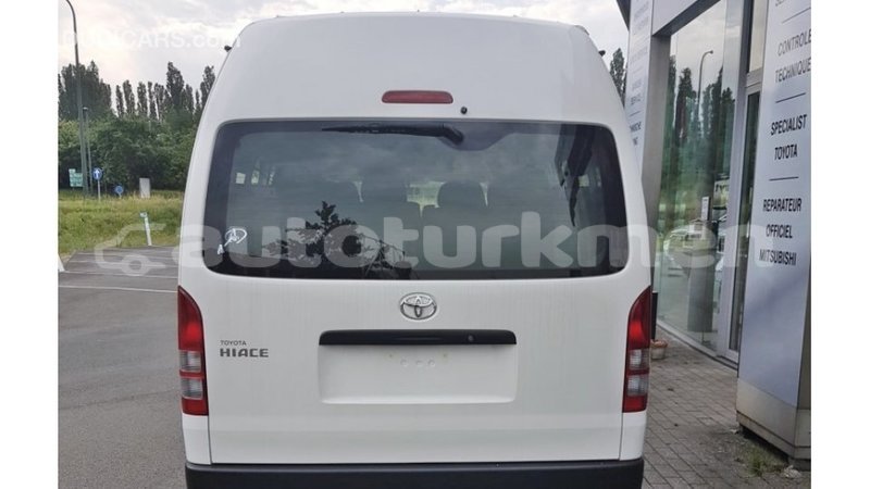 Big with watermark toyota hiace ahal import dubai 2125