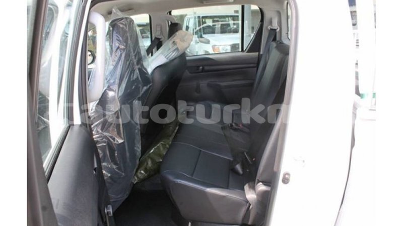 Big with watermark toyota hilux ahal import dubai 2146