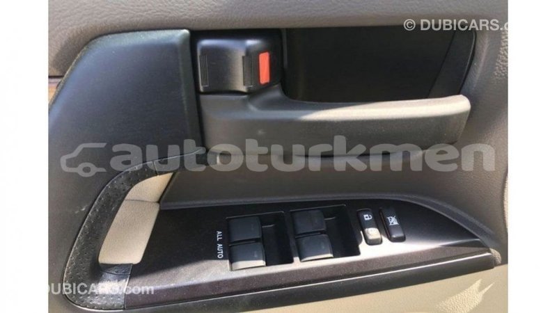 Big with watermark toyota land cruiser ahal import dubai 2152