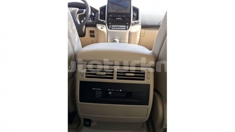 Big with watermark toyota land cruiser ahal import dubai 2157