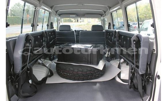 Buy Import Toyota Land Cruiser White Car in Import - Dubai in Ahal Buy Import Toyota Land Cruiser White Car in Import - Dubai in Ahal