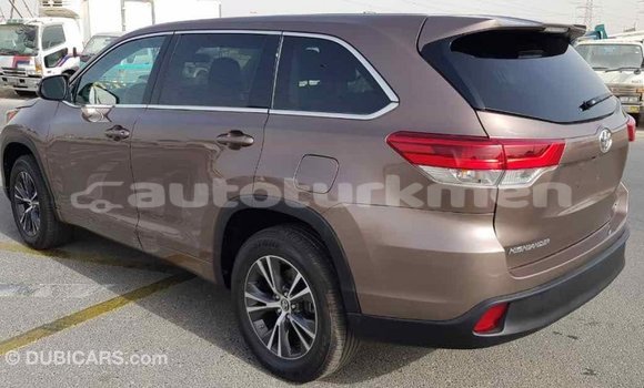 Buy Import Toyota Highlander Brown Car in Import - Dubai in Ahal Buy Import Toyota Highlander Brown Car in Import - Dubai in Ahal