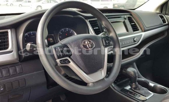 Buy Import Toyota Highlander Brown Car in Import - Dubai in Ahal Buy Import Toyota Highlander Brown Car in Import - Dubai in Ahal