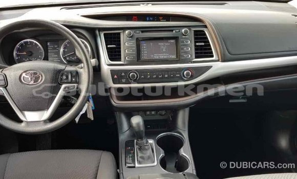 Buy Import Toyota Highlander Brown Car in Import - Dubai in Ahal Buy Import Toyota Highlander Brown Car in Import - Dubai in Ahal