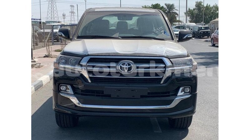 Big with watermark toyota land cruiser ahal import dubai 2177