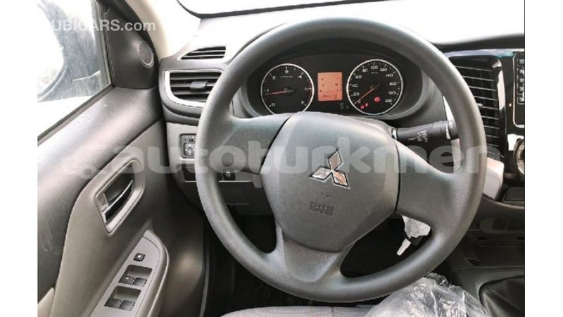 Big with watermark mitsubishi l200 ahal import dubai 2182