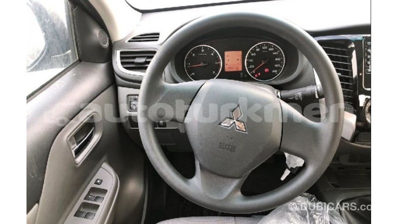 Big with watermark mitsubishi l200 ahal import dubai 2182