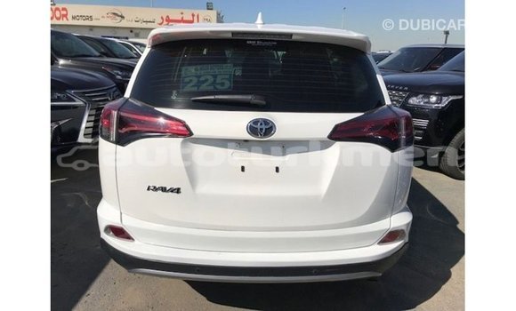 Buy Import Toyota 4Runner White Car in Import - Dubai in Ahal Buy Import Toyota 4Runner White Car in Import - Dubai in Ahal