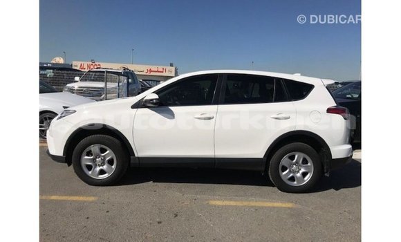 Buy Import Toyota 4Runner White Car in Import - Dubai in Ahal Buy Import Toyota 4Runner White Car in Import - Dubai in Ahal