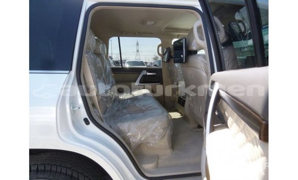 Buy Import Toyota Land Cruiser White Car in Import - Dubai in Ahal Buy Import Toyota Land Cruiser White Car in Import - Dubai in Ahal