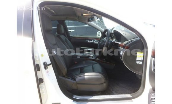 Buy Import Mercedes-Benz 190 White Car in Import - Dubai in Ahal Buy Import Mercedes-Benz 190 White Car in Import - Dubai in Ahal