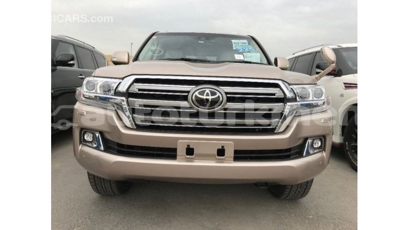 Big with watermark toyota land cruiser ahal import dubai 2205
