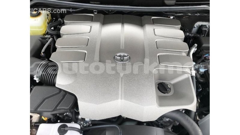 Big with watermark toyota land cruiser ahal import dubai 2205