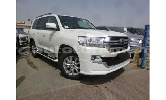 Buy Import Toyota Land Cruiser White Car in Import - Dubai in Ahal Buy Import Toyota Land Cruiser White Car in Import - Dubai in Ahal