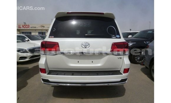 Buy Import Toyota Land Cruiser White Car in Import - Dubai in Ahal Buy Import Toyota Land Cruiser White Car in Import - Dubai in Ahal