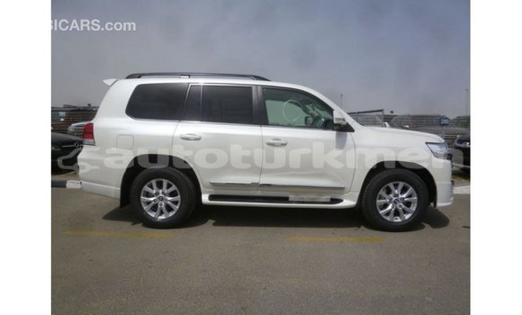 Buy Import Toyota Land Cruiser White Car in Import - Dubai in Ahal Buy Import Toyota Land Cruiser White Car in Import - Dubai in Ahal