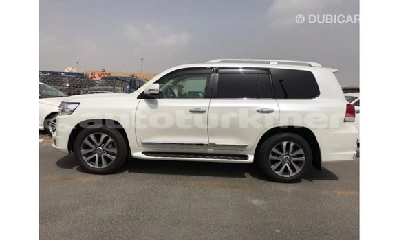 Buy Import Toyota Land Cruiser White Car in Import - Dubai in Ahal Buy Import Toyota Land Cruiser White Car in Import - Dubai in Ahal