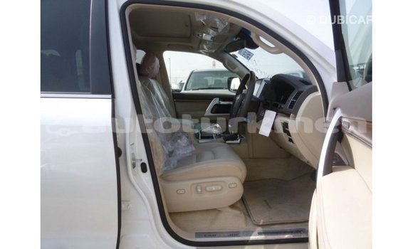 Buy Import Toyota Land Cruiser White Car in Import - Dubai in Ahal Buy Import Toyota Land Cruiser White Car in Import - Dubai in Ahal