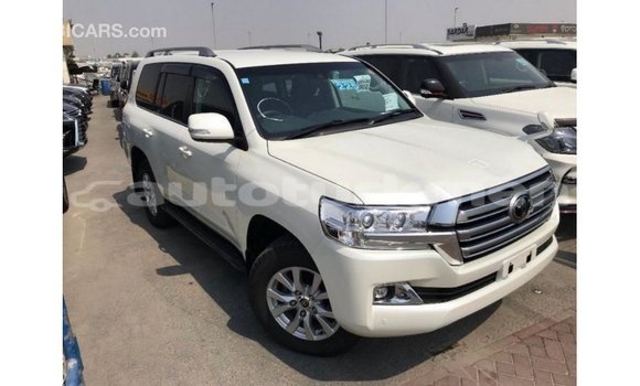 Buy Import Toyota Land Cruiser White Car in Import - Dubai in Ahal Buy Import Toyota Land Cruiser White Car in Import - Dubai in Ahal