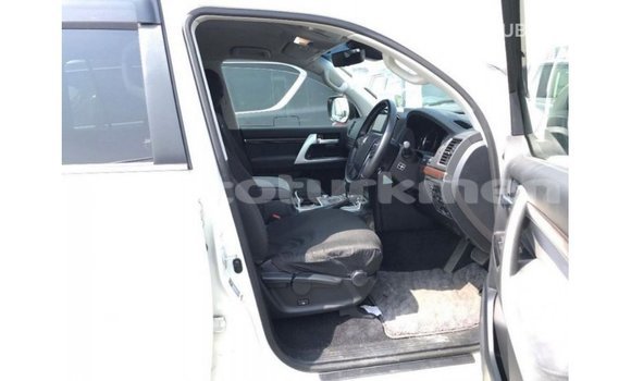 Buy Import Toyota Land Cruiser White Car in Import - Dubai in Ahal Buy Import Toyota Land Cruiser White Car in Import - Dubai in Ahal