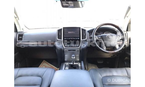 Buy Import Toyota Land Cruiser White Car in Import - Dubai in Ahal Buy Import Toyota Land Cruiser White Car in Import - Dubai in Ahal