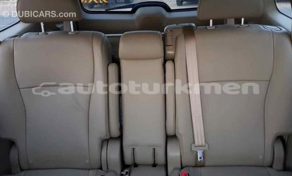 Buy Import Toyota Highlander Green Car in Import - Dubai in Ahal Buy Import Toyota Highlander Green Car in Import - Dubai in Ahal