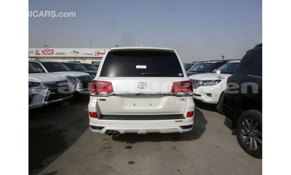 Buy Import Toyota Land Cruiser White Car in Import - Dubai in Ahal Buy Import Toyota Land Cruiser White Car in Import - Dubai in Ahal
