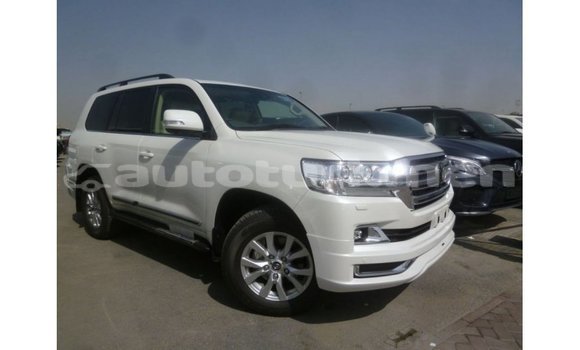 Buy Import Toyota Land Cruiser White Car in Import - Dubai in Ahal Buy Import Toyota Land Cruiser White Car in Import - Dubai in Ahal