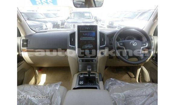 Buy Import Toyota Land Cruiser White Car in Import - Dubai in Ahal Buy Import Toyota Land Cruiser White Car in Import - Dubai in Ahal