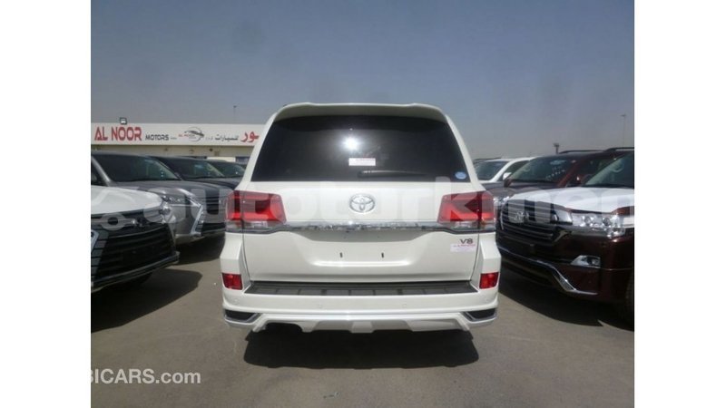 Big with watermark toyota land cruiser ahal import dubai 2235