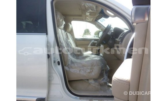 Buy Import Toyota Land Cruiser White Car in Import - Dubai in Ahal Buy Import Toyota Land Cruiser White Car in Import - Dubai in Ahal