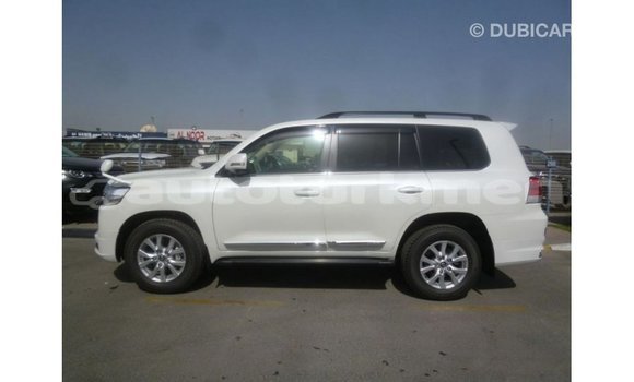 Buy Import Toyota Land Cruiser White Car in Import - Dubai in Ahal Buy Import Toyota Land Cruiser White Car in Import - Dubai in Ahal