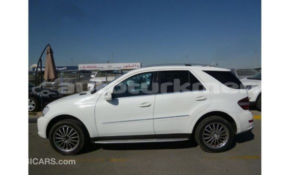 Buy Import Mercedes-Benz 190 White Car in Import - Dubai in Ahal Buy Import Mercedes-Benz 190 White Car in Import - Dubai in Ahal