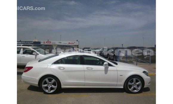 Buy Import Mercedes-Benz 190 White Car in Import - Dubai in Ahal Buy Import Mercedes-Benz 190 White Car in Import - Dubai in Ahal