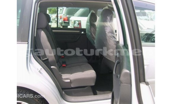 Buy Import Volkswagen Touran Other Car in Import - Dubai in Ahal Buy Import Volkswagen Touran Other Car in Import - Dubai in Ahal